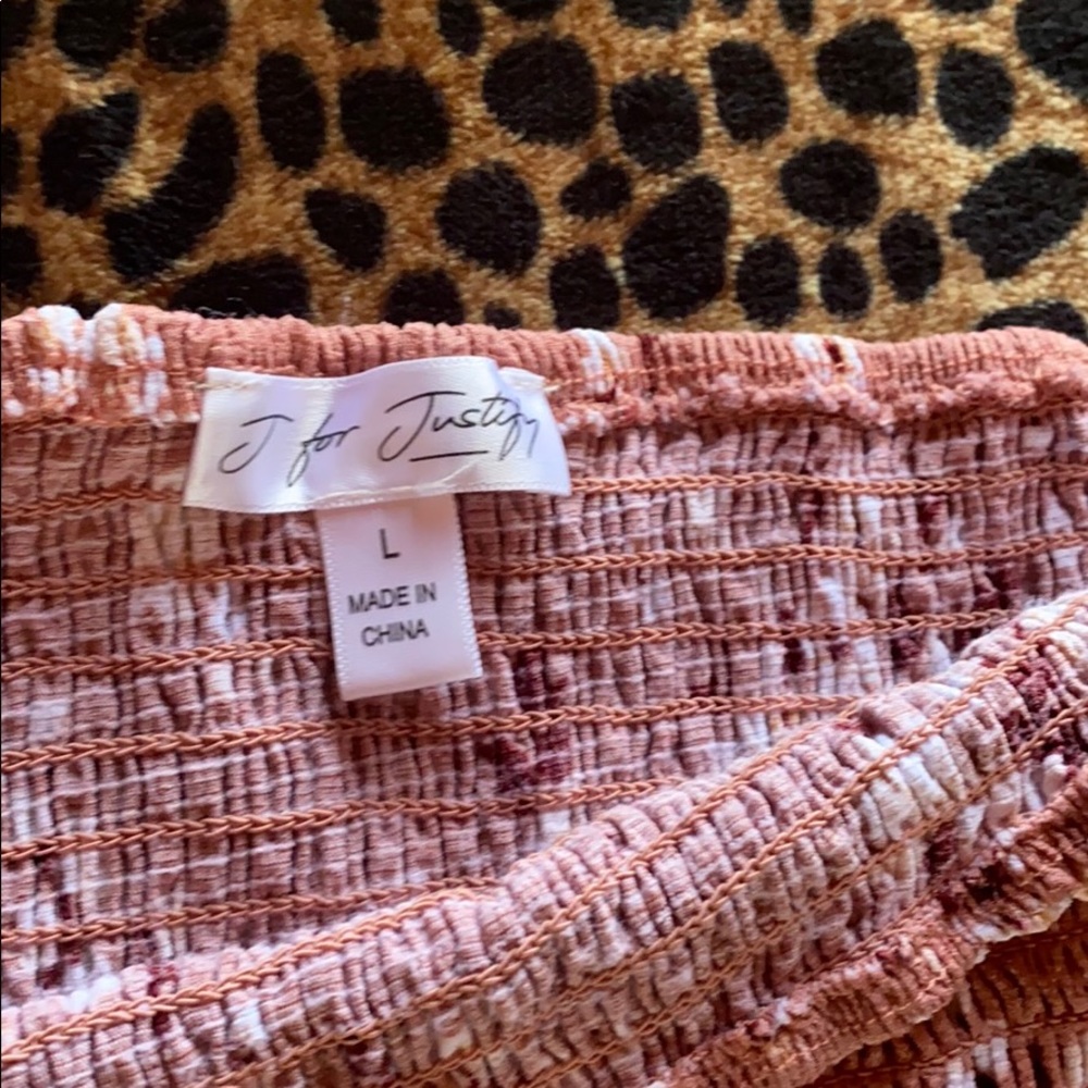 Top - Picture 4 of 4